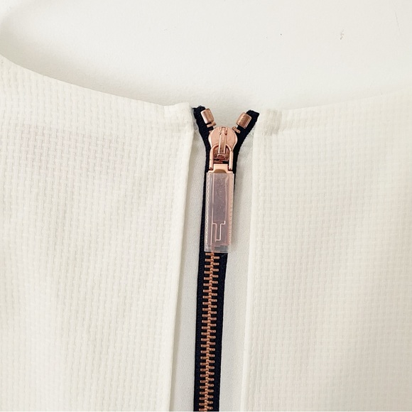 NWOT Ted Baker Cold Shoulder Jumpsuit,
Navy/White Size US 8 - Picture 13 of 16